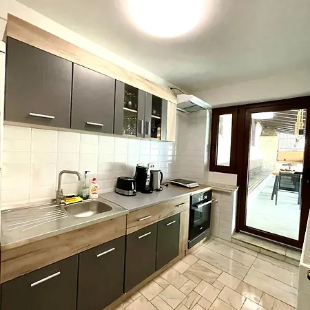 Guest house Almir