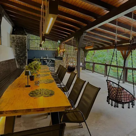 Almir Guest house *