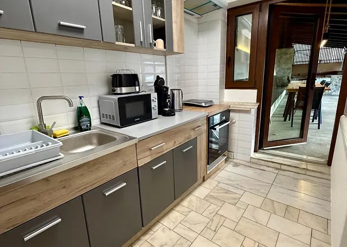 Almir Guest house Brasov